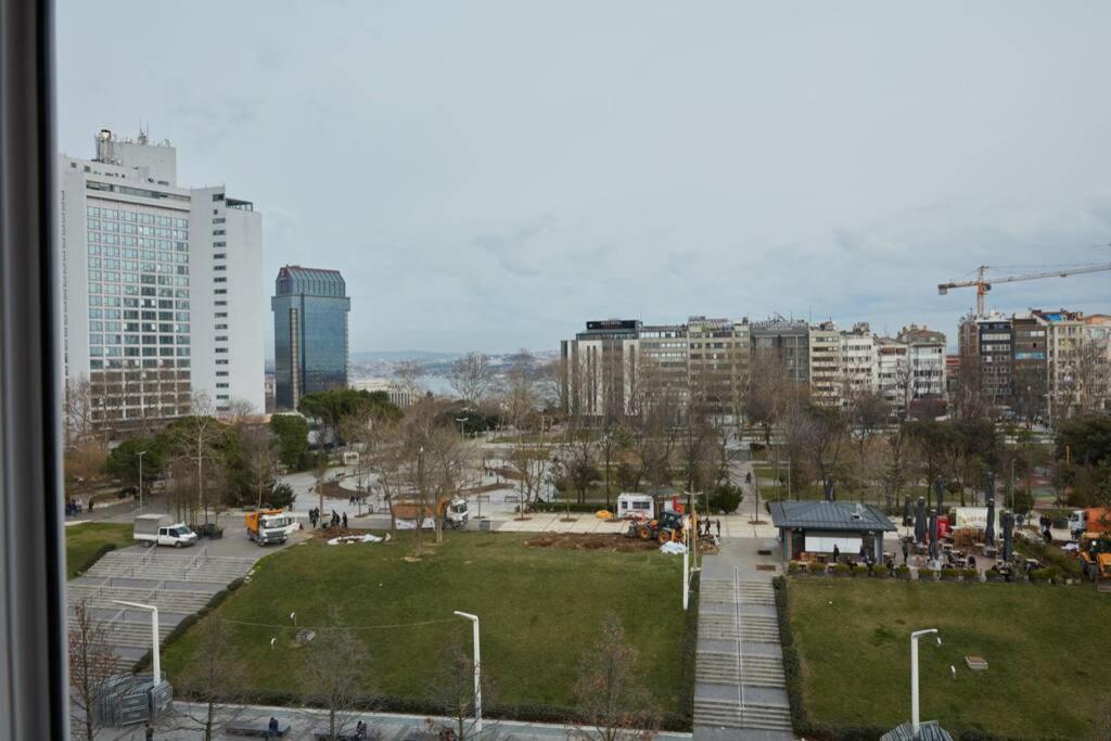 Taksim Square Apartment, Great View, Luxury Стамбул Екстер'єр фото