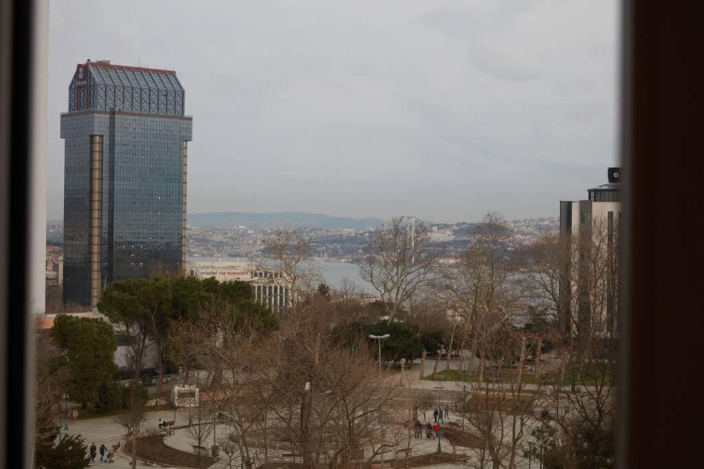 Taksim Square Apartment, Great View, Luxury Стамбул Екстер'єр фото